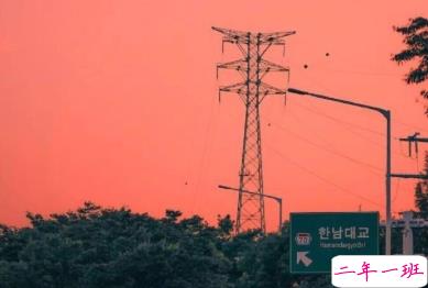 2020晚安的温馨句子 我先睡了明天再想你5