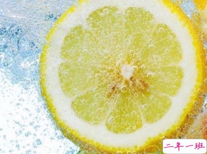 情侣间日常生活的甜句子配图 让人喜笑颜开的甜蜜说说4