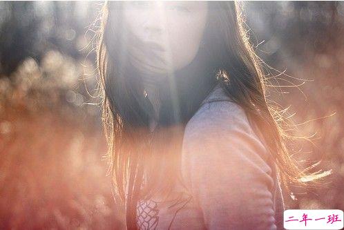 00后暗恋同桌的微信说说带图片 写给暗恋同桌的话5