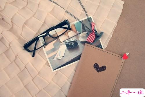 00后暗恋同桌的微信说说带图片 写给暗恋同桌的话8