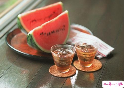 2019非主流经典爱情说说带图片 很打动人的一些爱情真理1