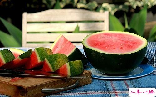 2019非主流经典爱情说说带图片 很打动人的一些爱情真理6