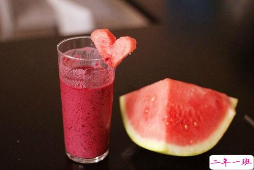 2019非主流经典爱情说说带图片 很打动人的一些爱情真理12