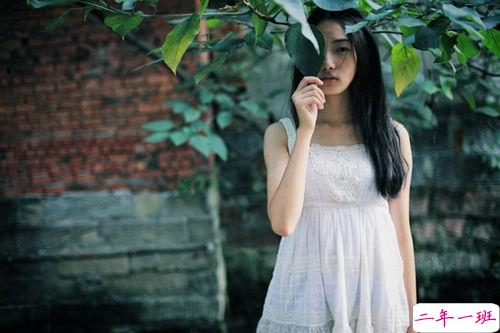 一个人情绪低落的伤感说说带图片 受过伤流过泪的难过说说10