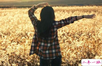 最火情侣说说秀恩爱短句带图片 超级喜欢一个人的说说8