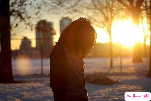 朋友圈晚安说说致自己一句话 睡前一句晚安说说带图片12