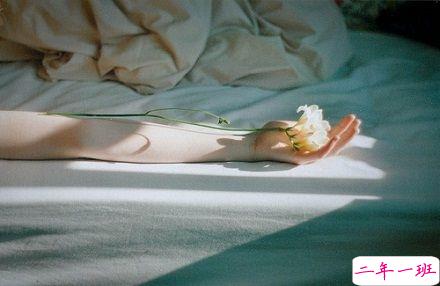 2019微信女生个性说说带图片 你想要的正在向你飞奔而来7