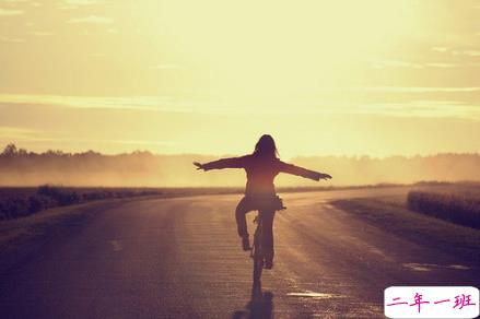 听着很有道理的爱情说说带图片 关于爱情很有哲理的一句话说说6