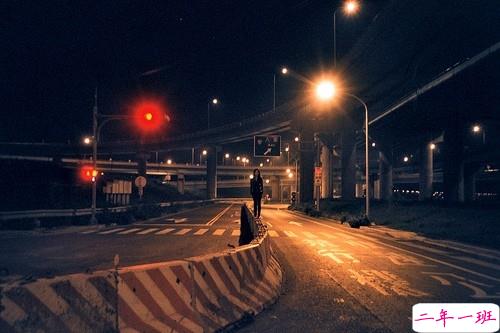 形容天气很冷的微信说说带图片 冬天冻死人的说说精辟一句话3