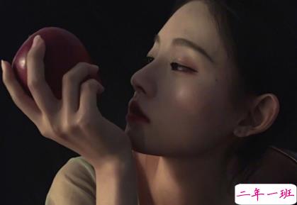 后来才懂得爱情朋友圈说说带图片 扎心又现实的关于爱情说说20182