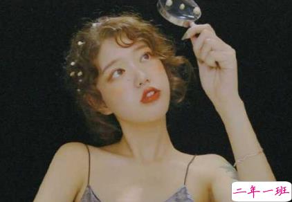 后来才懂得爱情朋友圈说说带图片 扎心又现实的关于爱情说说20183