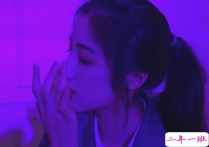 后来才懂得爱情朋友圈说说带图片 扎心又现实的关于爱情说说201810