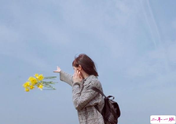 爱情中的甜蜜小句子 喜欢一个人的文艺小清新说说带图片13