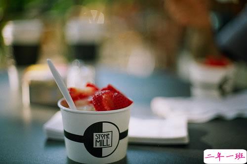 喜欢一个人的甜蜜小情话说说带图片 不愿再研墨执笔因为字里行间全是你1