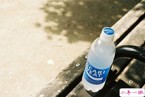 有种淡淡心酸的个性说说带图片 文字控喜欢的文艺个性说说配图9