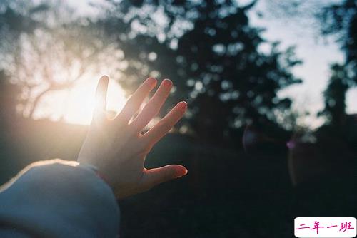 甜甜的适合恋爱中的男生女生发的说说带图片1