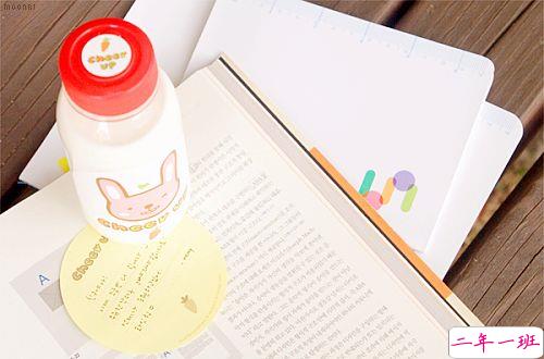 浪漫甜蜜唯美的爱情小句子带图片 世间万物皆不如你眉眼动人11