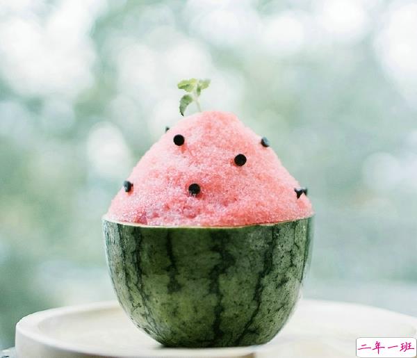 关于一个人旅行的精辟哲理说说带图片 每一次旅行其实都是一场修行13