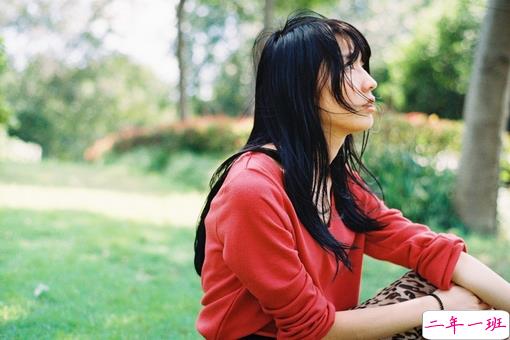 恋爱中只有自己知道的小情绪句子带图片 我见过银河但我仍只爱你这一颗星1