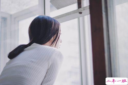 恋爱中只有自己知道的小情绪句子带图片 我见过银河但我仍只爱你这一颗星8