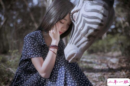 恋爱中只有自己知道的小情绪句子带图片 我见过银河但我仍只爱你这一颗星13