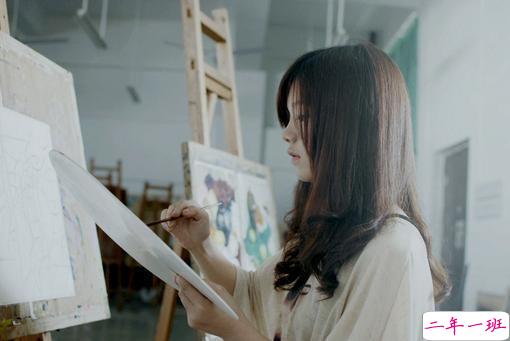 关于青春年华浪漫唯美的爱情句子 年少的笑漾着微光6