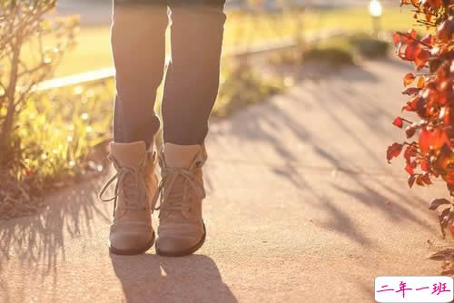 与爱情有关的微博说说精选:我不想因为爱情,而拒绝整个世界5