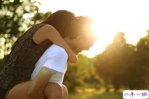 与爱情有关的微博说说精选:我不想因为爱情,而拒绝整个世界9