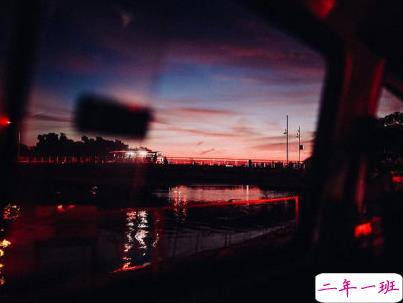 女生很萌很搞笑的晚安说说带图片 可爱治愈系晚安文案6