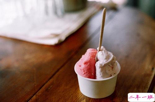 女生发朋友圈可爱搞怪的句子带图片 最新微信搞笑说说大全11