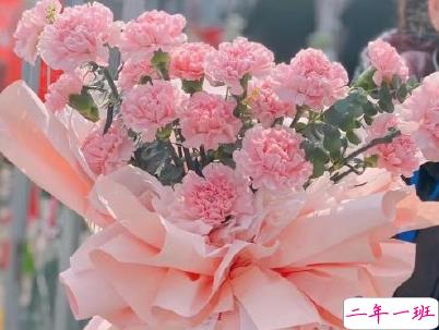 母亲节微信小句子带图片 为妈妈庆祝母亲节的经典说说2