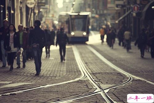 关于人生感悟很经典的哲理说说带图片 从生活中明白的一些感悟说说8