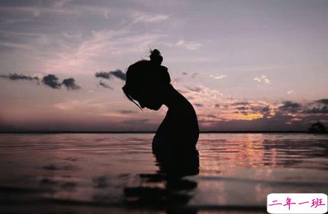 很扎心但很有道理的励志说说带图片 激励人心的很现实的一句话说说8