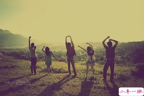 青春友情天长地久的说说带图片 万水千山有你们陪我一起走过5