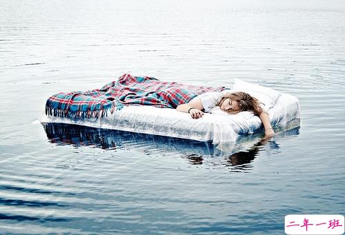 文字控最爱唯美诗意的图片句子 所有的记忆都是潮湿的5