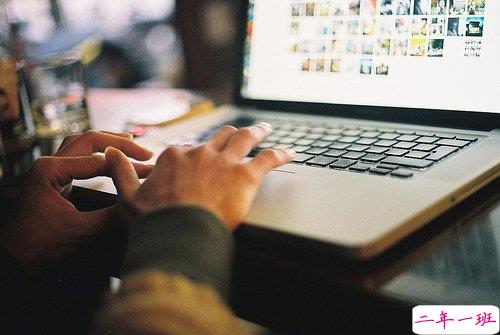 感悟人生的正能量句子带图片 你走过的弯路都是通向正轨的必经之路7