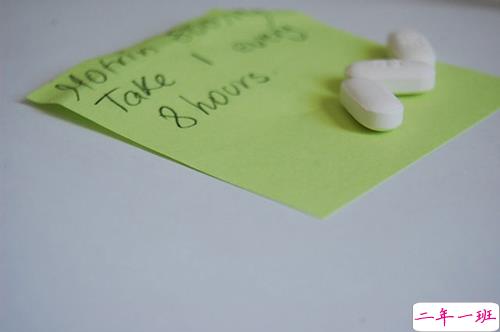 2018励志有哲理的图片说说很有道理的那种 每一个在你生命里出现的人都值得感激9