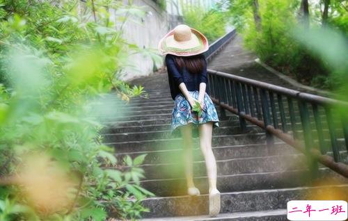 人生很现实经典励志图片说说 人的一生难免有起伏6