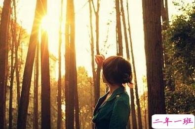 正能量说说配图朋友圈必赞的:身材不好就去锻炼,没钱就努力去赚4