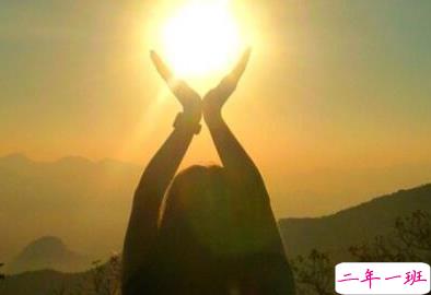 正能量说说配图朋友圈必赞的:身材不好就去锻炼,没钱就努力去赚11