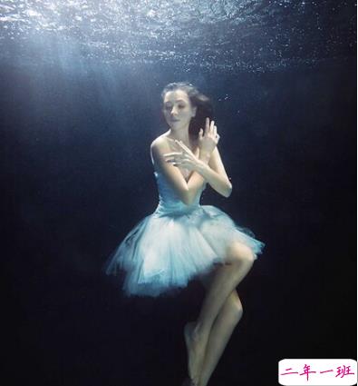 正能量说说配图朋友圈必赞的:身材不好就去锻炼,没钱就努力去赚12