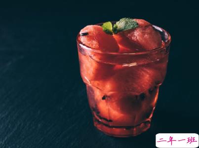 高情商晚安句子带图片 晚安小短句好听13