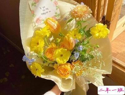 五月你好朋友圈文案带图片 2020年已过去三分之一的说说11