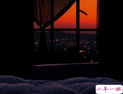 失眠朋友圈文案带图片 四下无人的夜最想听你的晚安1