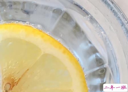 保持清醒和理性的说说 所有不合适的人最终总会分散7