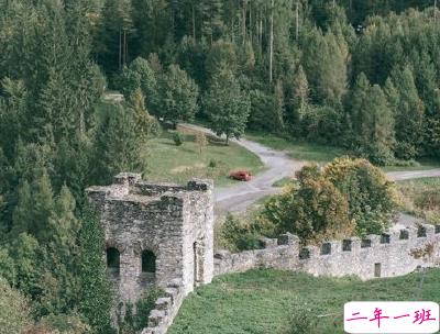 外面大风的句子说说带图片 风太大的心情短语发朋友圈3