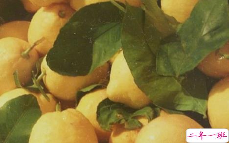 女生委屈到死的扎心句子说说带图片 何必把好感放大成喜欢3