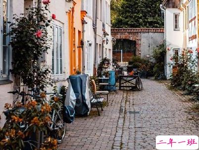 外面大风的句子说说带图片 风太大的心情短语发朋友圈9