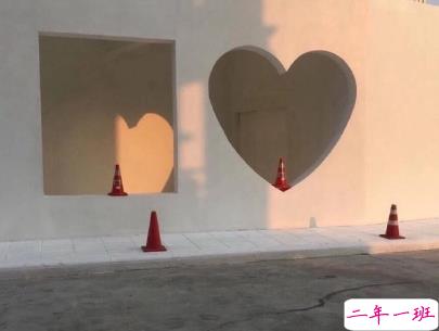 人心凉了的伤感说说带图片 水凉了可以喝心凉了连呼吸都痛10