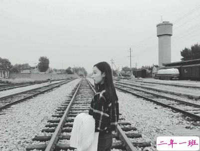 假装开心的说说带图片 心里有苦不想说的心情短语2